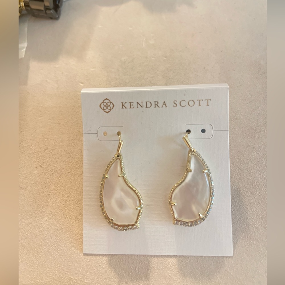 Kendra Scott Teardrop Earrings